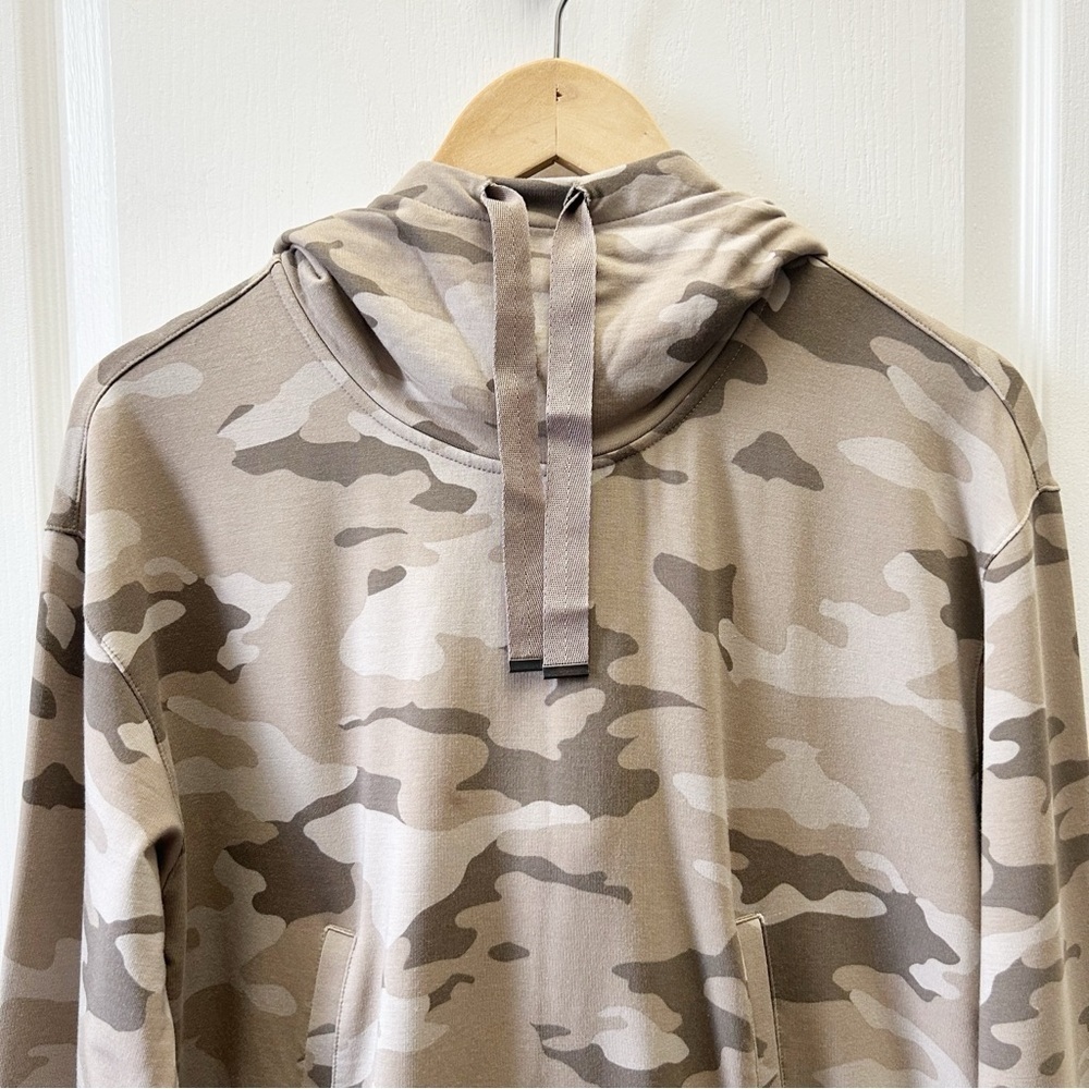 Banana Republic Women’s Baby Terry Hoodie Camo Print Size XS - Picture 7 of 13